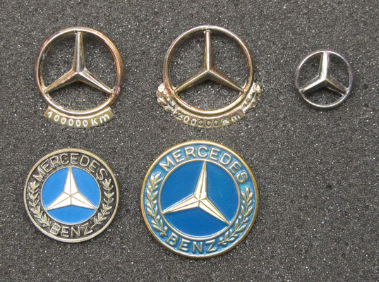 Mercedes-Benz speldjes.