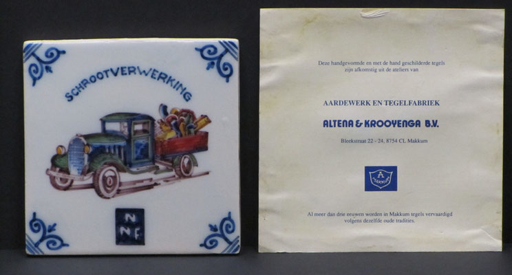 Tegel als wanddecoratie, uitgegeven door de Noord Nederlandse Schrootverwerking uit Franeker.