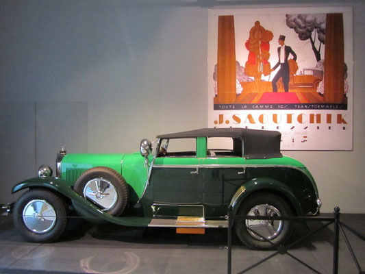 Mercedes-Benz K Torpedo Transformable  uit 1926 met een carrosserie van Saoutchik. (Louwman Museum in Den Haag)
