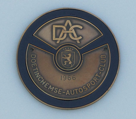 Embleem uit 1966 van de Doetinchemse Autosport Club.