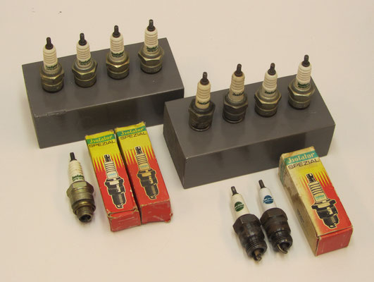 Isolator bougies uit de voormalige DDR, toegepast in o.a. IFA, Wartburg en Trabant.