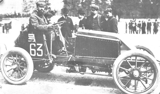 Renault Marcel vóór de fatale race Parijs-Madrid 1903.