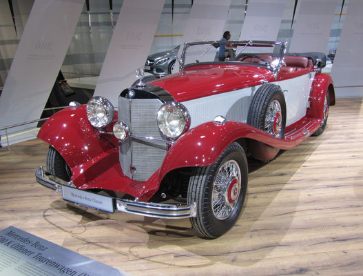 Mercedes-Benz 500 K Offener Tourenwagen uit 1935. (Techno Classica 2016 in Essen)