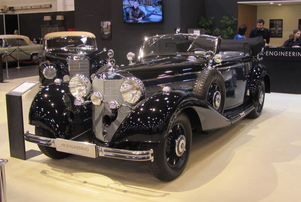 Mercedes-Benz 540 K Cabriolet B uit 1938. (Techno Classica Essen 2019)