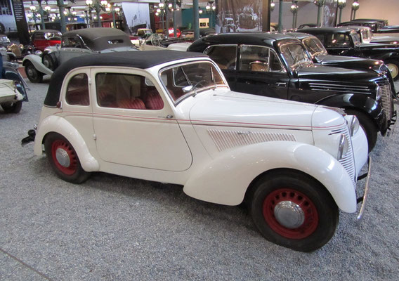 Amilcar Coach Decouvrable Type B38 Compound uit 1938 (Collection Schlumpf).
