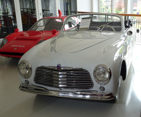 Simca 8 Sport Cabriolet uit 1950 (Gallery Aalderink, Brummen, 2026)