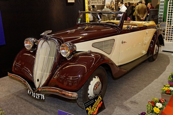 Chenard & Walcker type T 24 C uit 1936 op de Retromobile Parijs in 2012.