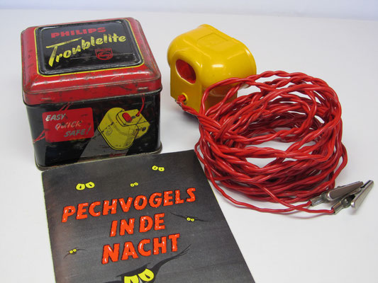 Pechlamp Philips Troublelite met blikken trommeltje en originele folder.