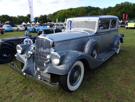 Pierce Arrow B36 Club Sedan Le Baron uit 1933 op Wheels Mariënwaerdt 2025.