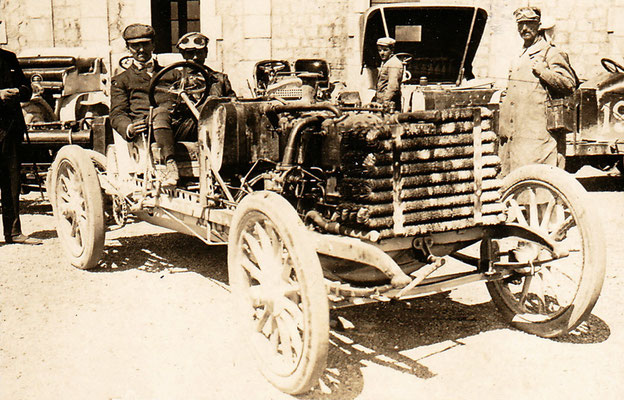 Henri Rougier met Turcat Mery in de Gordon Bennet Coupe Internationale van 1903.