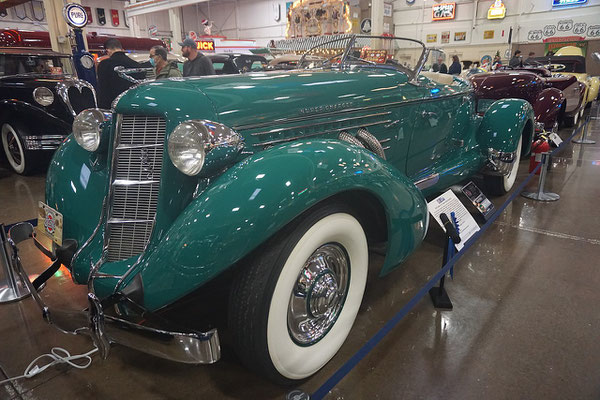 Auburn 852 Supercharged Speedster uit 1936 (foto Michael Barera)