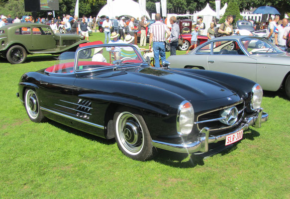 Mercedes-Benz 300 SL Roadster uit 1960. (Concours d’Elegance Paleis Soestdijk 2019)