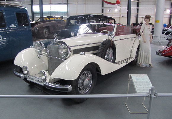 Mercedes Benz 540 K B-Cabriolet uit 1939. (Technik Museum Sinsheim)