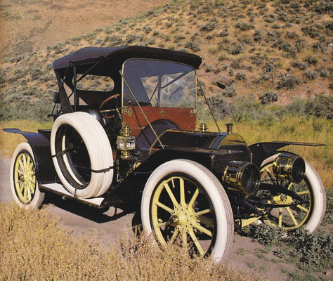 Pierce Arrow Runnabout uit 1909.