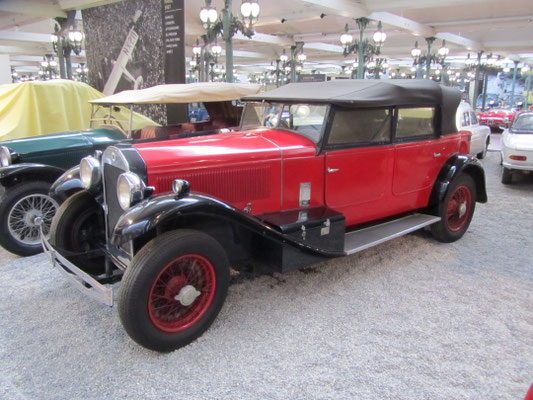 Lancia Torpedo Type Dilambda uit 1929. (Collection Schlumpf)