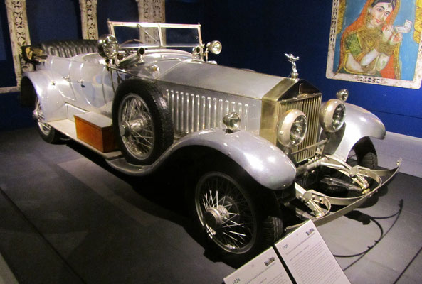 Rolls Royce 40-50-HP Phantom 1 Barker Torpedo Tourer uit 1926. (Louwman Museum in Den Haag)