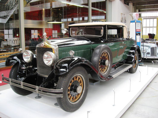 Een Minerva uit 1929 met een carrosserie van Verhaest uit Deinze.