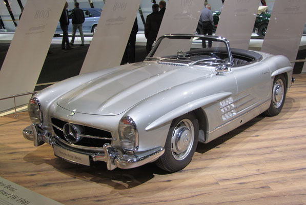 Mercedes-Benz 300 SL Roadstar uit 1959. (Techno Classica 2016 in Essen)