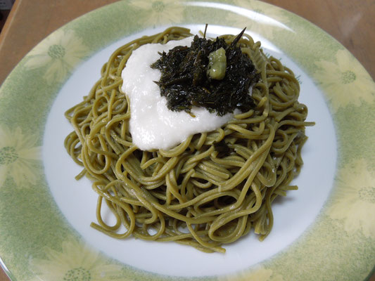 あかもくやまかけ蕎麦　あかもくそば