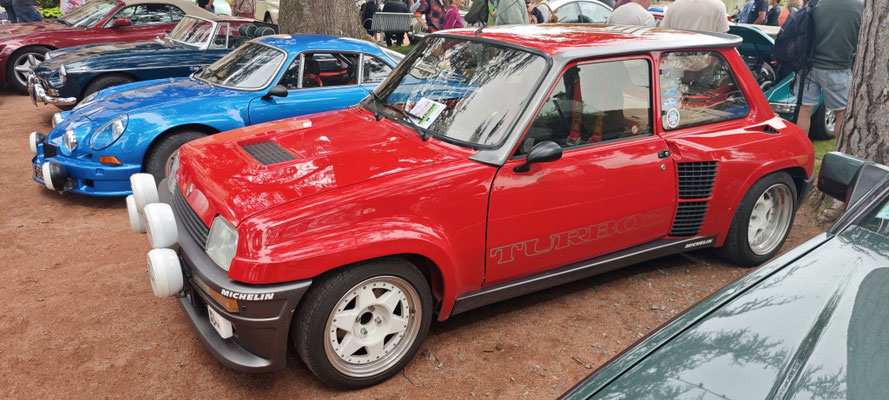 Renault 5 GT turbo - Expos Auto Moto Fleurie - Motor Trip par restaurant bar le Motor Grill