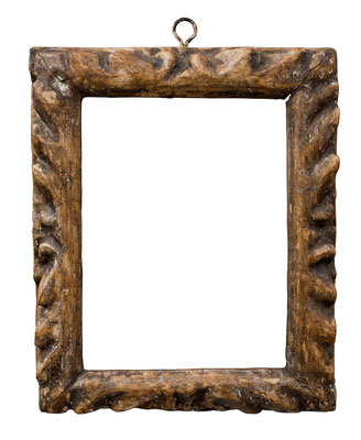 2226  Manieristischer Rahmen, Veneto 16./17.Jh., Pappelholz geschnitzt, Versilberung, 19,1 x 14,4 x 3,9 cm