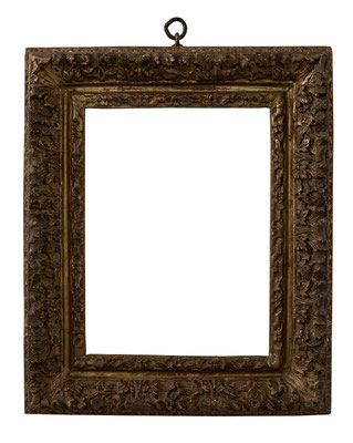  7807  Louis XIII Rahmen, Eiche geschnitzt und vergoldet, 25,7 x 16,3 x 6,3 cm