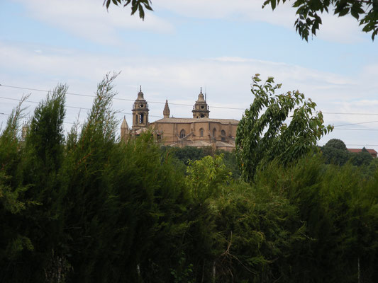 La cathédrale de Pamplume