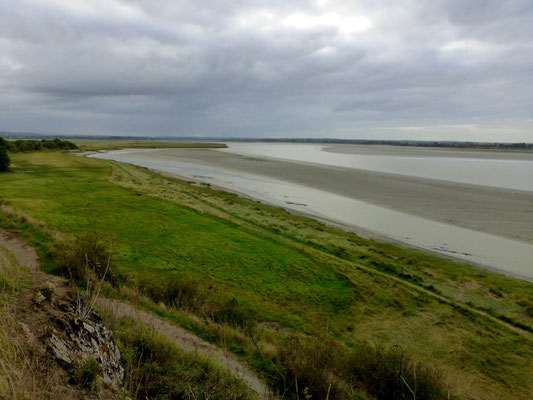 Le fleuve formé de deux jonctions, la Sée et la Sélune