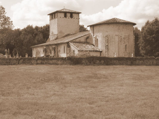 L'église de Mons, commune de Belin