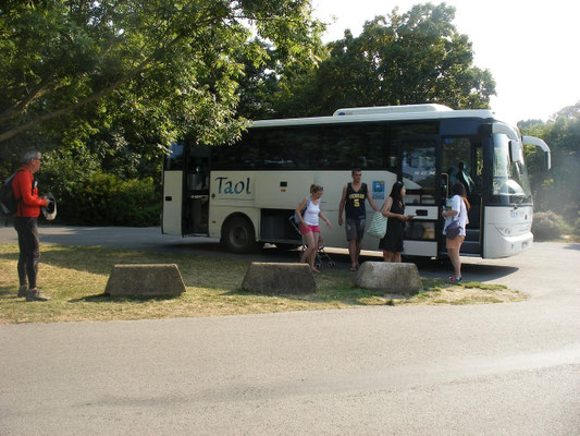 Le matin nous prenons le bus pour Locmaria.