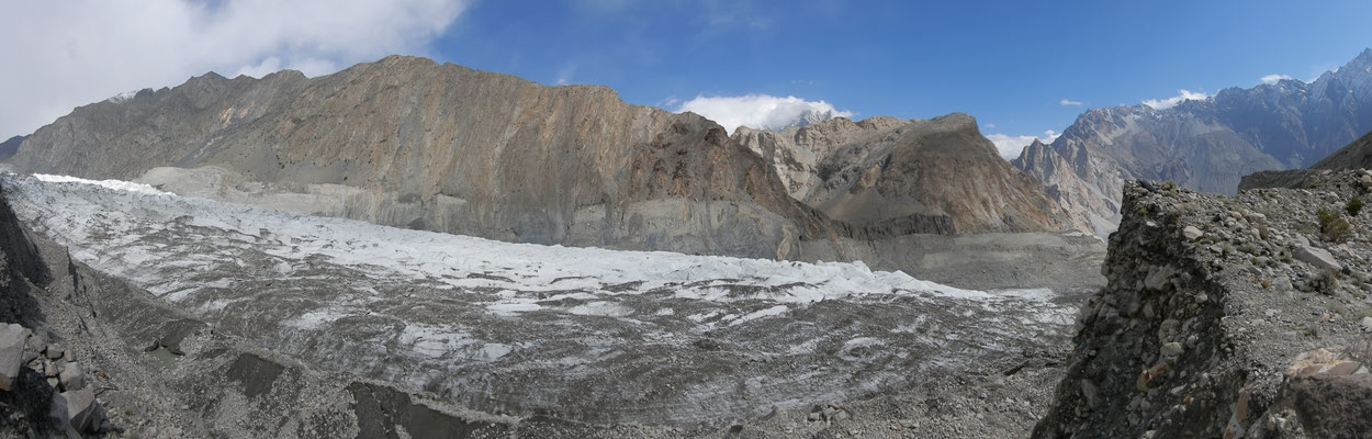 Panoramablick mit Pasu-Gletscher