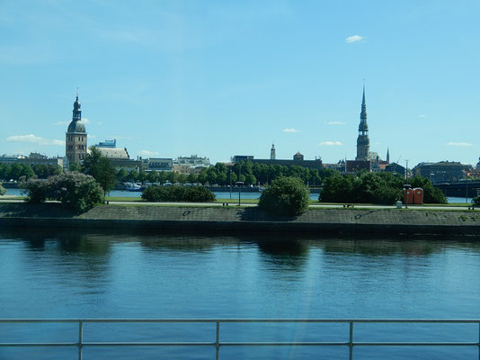 Altstadt mit Daugava Fluss