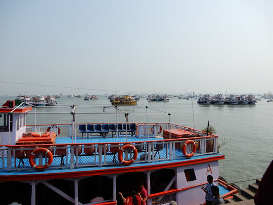Ausblick aufs Meer beim Gateway of India