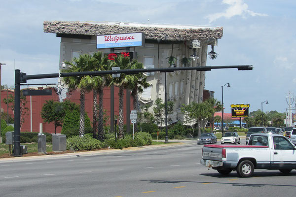 das umgekehrte Haus, gesehen in Panama City FL