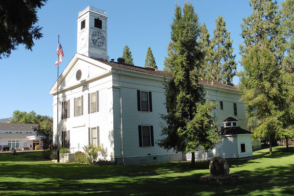 Mariposa CA - Courthouse aus dem 19. Jahrhundert