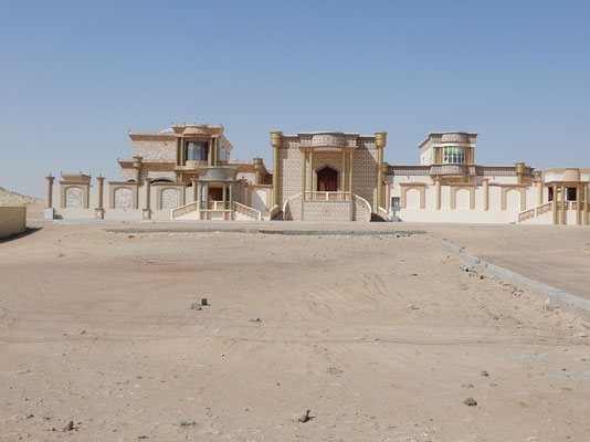 Villa in Al Ashkharah