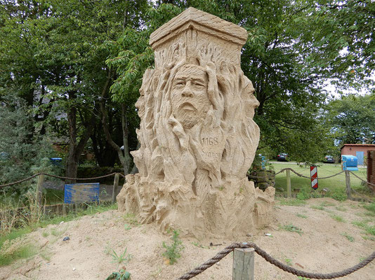 Sandskulptur auf Kap Arkona