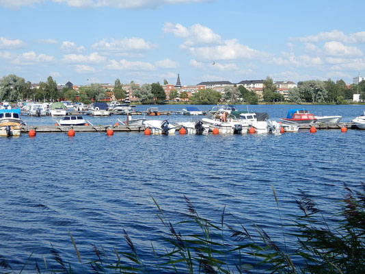 Karlstad - Blick über den Vänern-See zur Stadt