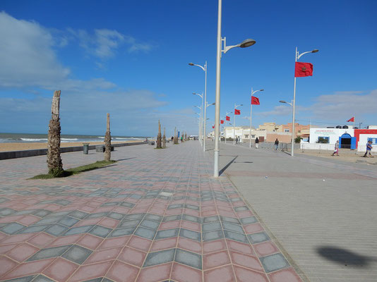 Strandpromenade von Foum el Oued