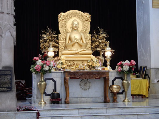 Im Sarnath Buddhist Temple