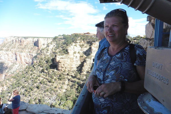 Grand Canyon South Rim - Aussicht vom Lookout Studio