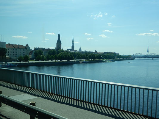 Altstadt mit Daugava Fluss