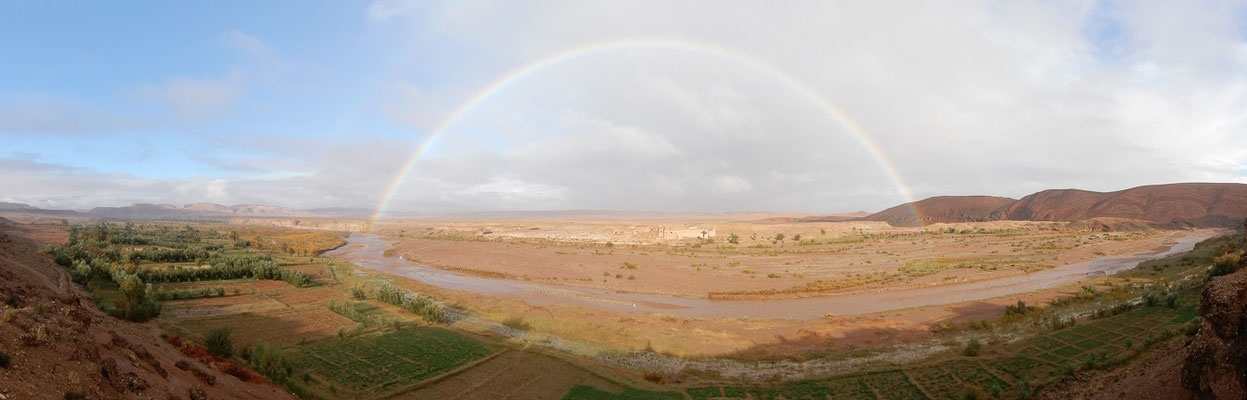Regenbogen gesehen vom Camping Atlas View