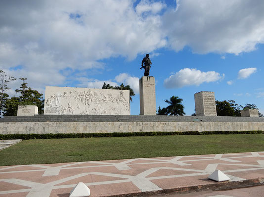 Che Guevara Monument über dem Mausoleum