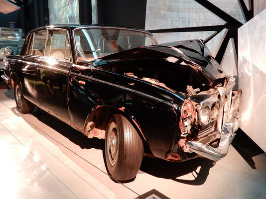 Riga Motormuseum - Leonid Breschnew in seinem demolierten Rolls Royce