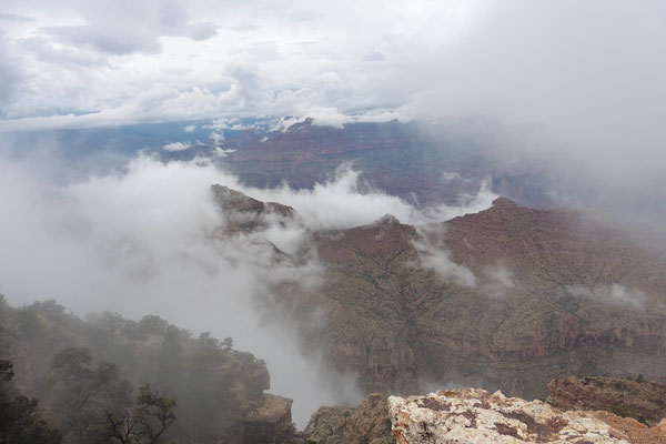 Grand Canyon bei Nebel