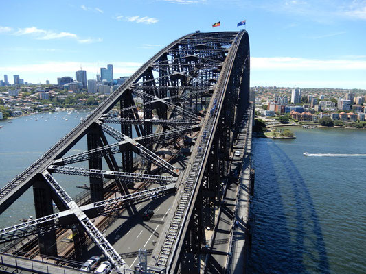 Aussicht vom Brückenpfeiler der Sydney Harbour Bridge