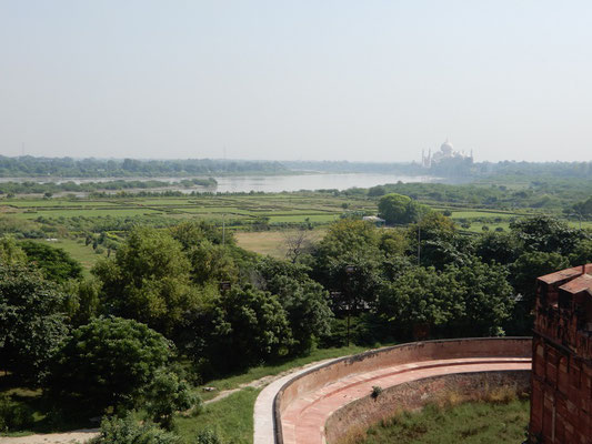 Agra Fort - Blick zum Taj Mahal