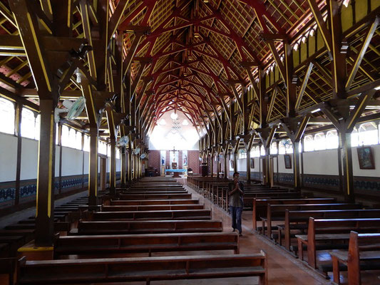 Das Innere der St. Ignatius Loyola Kirche