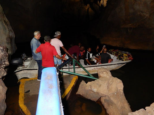 Unterirdischer See in der Cueva del Indio
